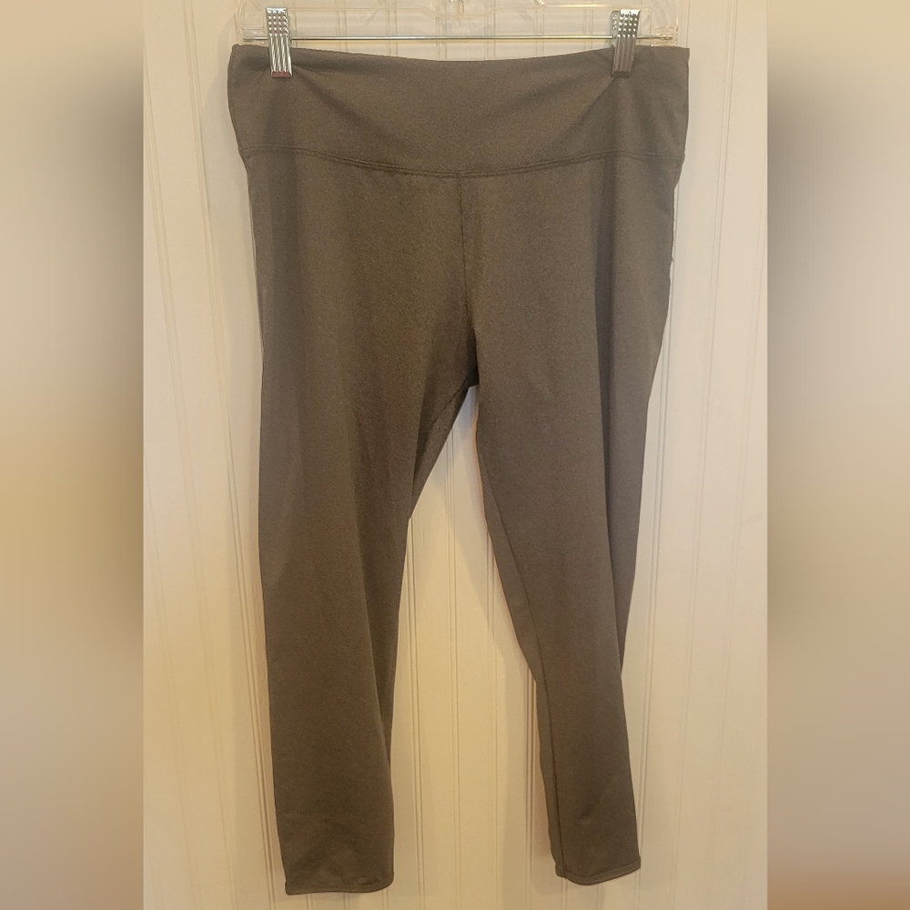 Bally grey yoga pants with crisscrossing detail at the bottom size lg
